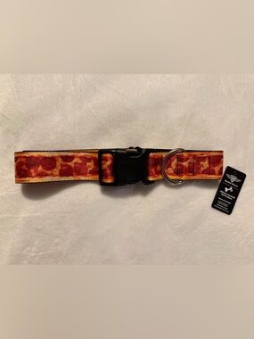 Buckle-Down 18-32" Pepperoni Pizza W/Crust Vivid Plastic Clip Collar, Wide Large